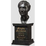 Müller Weibler - Bronzekopf Magda Goebbels, 1936 Bronzekopf Magda Goebbels 1936, seitlich signiert