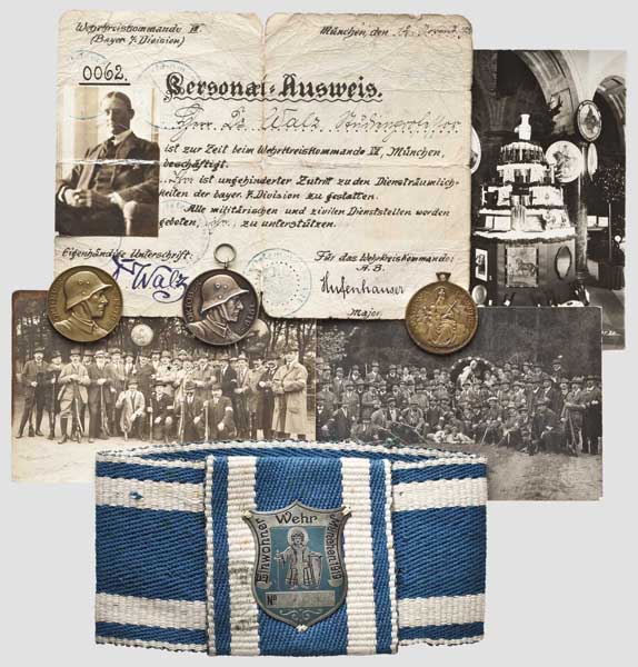Gruppe Auszeichnungen und Ansichtskarten Freikorps bzw. Einwohnerwehren Bayern Medaille, Buntmetall,