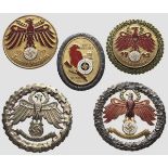 Fünf Abzeichen der Tiroler Landesschützen  Vergoldete oder versilberte, teilemaillierte Abzeichen