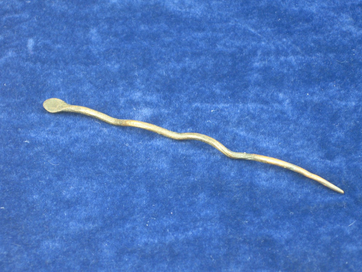 ROMAN BRONZE SNAKE CLOTHES PIN.  A scarce clothing pin from the Roman era in the form of a snake.