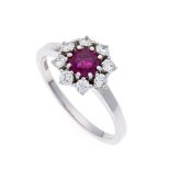 Rubin-Brillant-Ring WG 750/000 mit rund fac. feinen Rubin 0,76 ct in sehr guter Farbe und 8