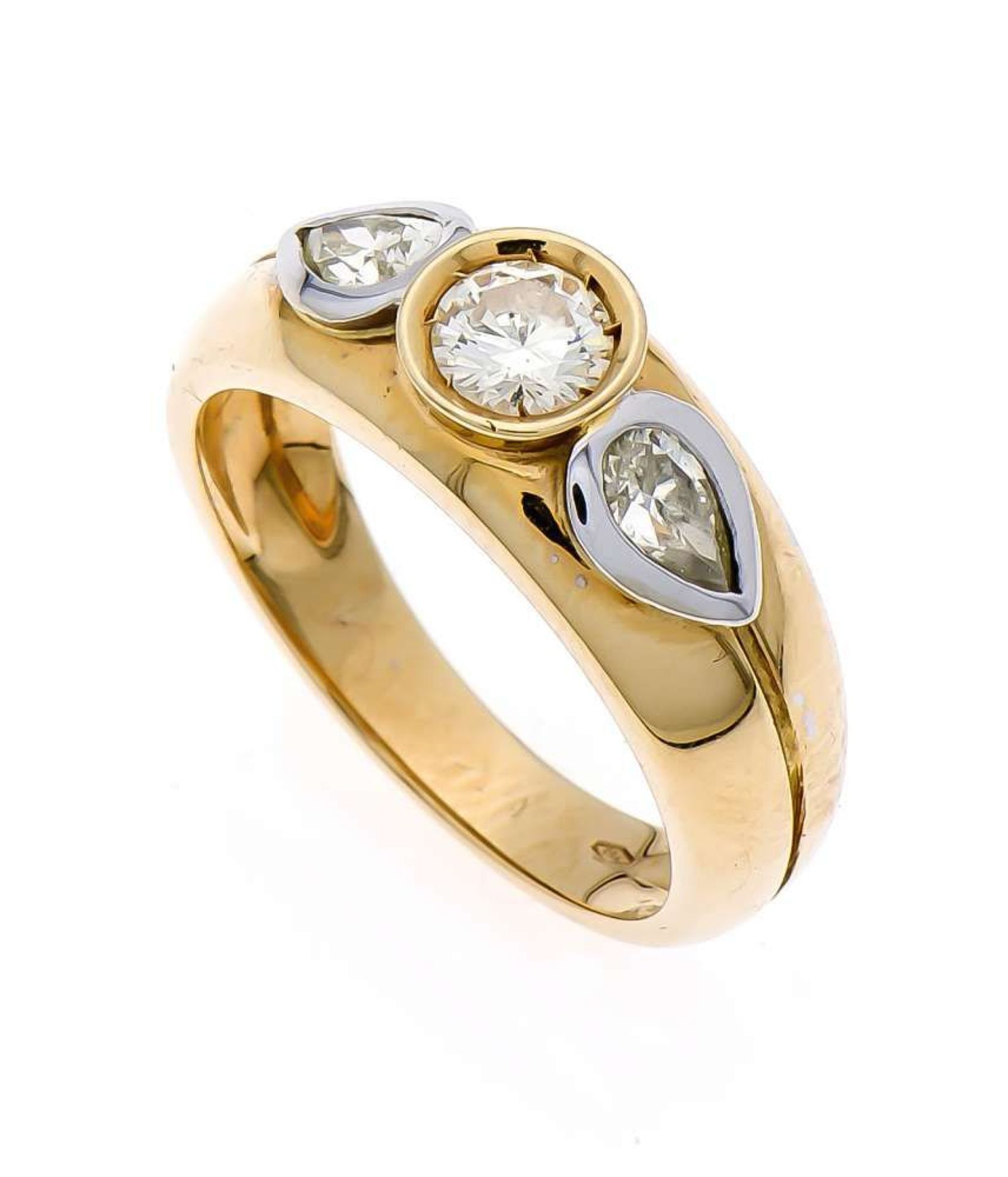 Brillant-Ring GG 750/000 mit einem Brillanten 0,57 ct und 2 Diamant-Tropfen, zus. 0,80 ct W/VSI,