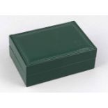 Rolex Box grünes Leder, innen Samtkissen und Umschlag, 14 x 10 x 5 cm, sehr gut