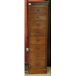 A VICTORIAN MAHOGANY 8 DRAWER WELLINGTON