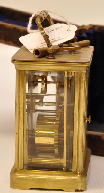 A BRASS CARRIAGE CLOCK, HOUSED IN MATCHE - Image 4 of 4