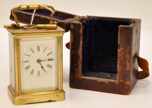 A BRASS CARRIAGE CLOCK, HOUSED IN MATCHE - Image 2 of 4