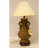ANTIQUE BRONZE VASE SHAPED TABLE LAMP IN