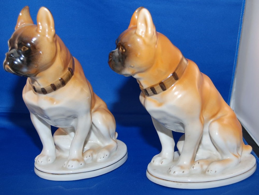 PAIR OF CONTINENTAL DOG FIGURES ' BOXER - Image 4 of 6