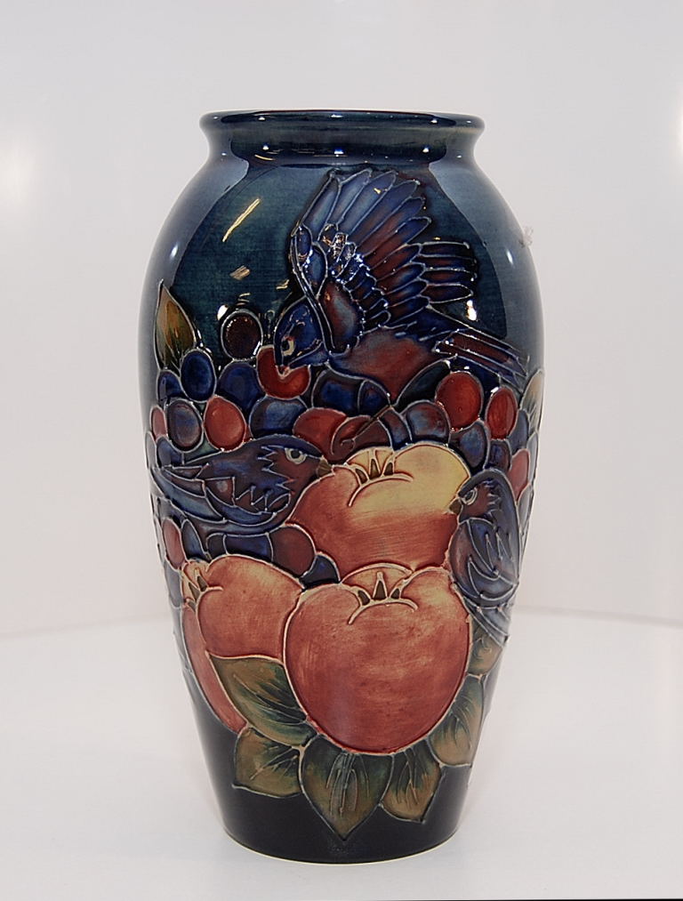 A CONTEMPORARY MOORCROFT VASE DECORATED