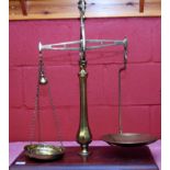 VICTORIAN BRASS AVERY 4LB BEAM SCALE CLA