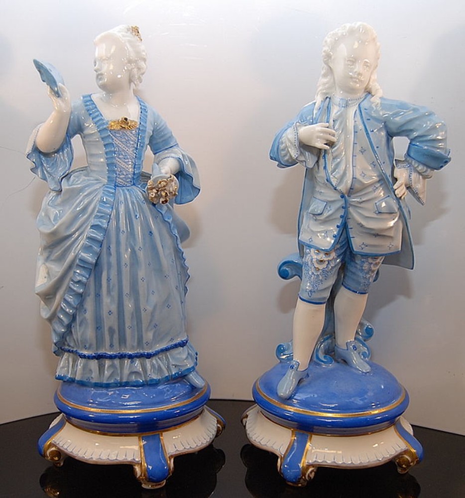 PAIR OF 19TH CENTURY VOLKSTADT BLUE AND - Image 2 of 10