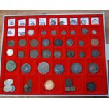 TRAY OF DETECTOR FINDS, COINS WITH HAMME