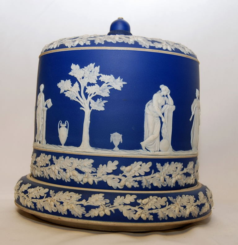 A LARGE C19TH BLUE JASPER WARE CIRCULAR - Image 7 of 7