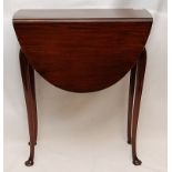 AN EDWARDIAN MAHOGANY SMALL DROP LEAF OV