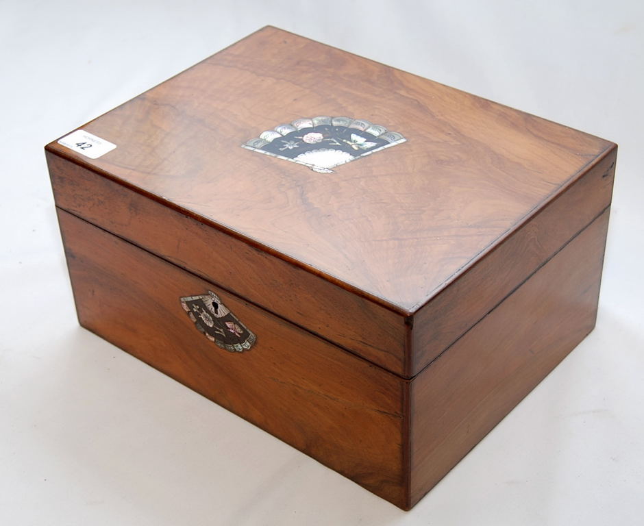 A 19TH CENTURY WALNUT AND INLAID WORKBOX - Image 2 of 4