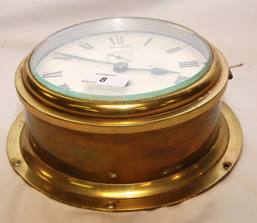 CIRCULAR ANTIQUE BRASS SHIP'S CLOCK, 18C