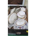 Six Japan Flowers Ironstone scallop edge plates, a Losol part dinner service and a Tuscan Charm part