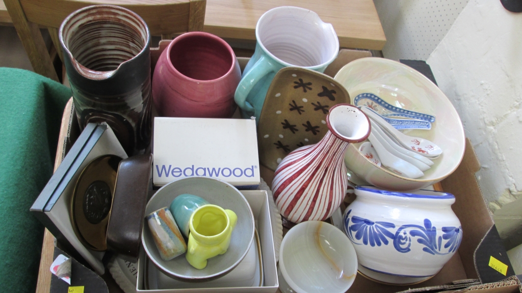 A mixed lot, including a Briglin Studio pottery jug, Chinese rice spoons, Devon Fieldings lustre