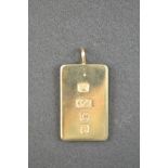 A 9ct gold ingot, London 1977 - approx weight 29.5g CONDITION REPORT: good condition