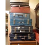 Collection of assorted Vintage travelling cases