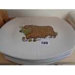 Set of 6 English ironstone Pottery 'Beefeater' plates