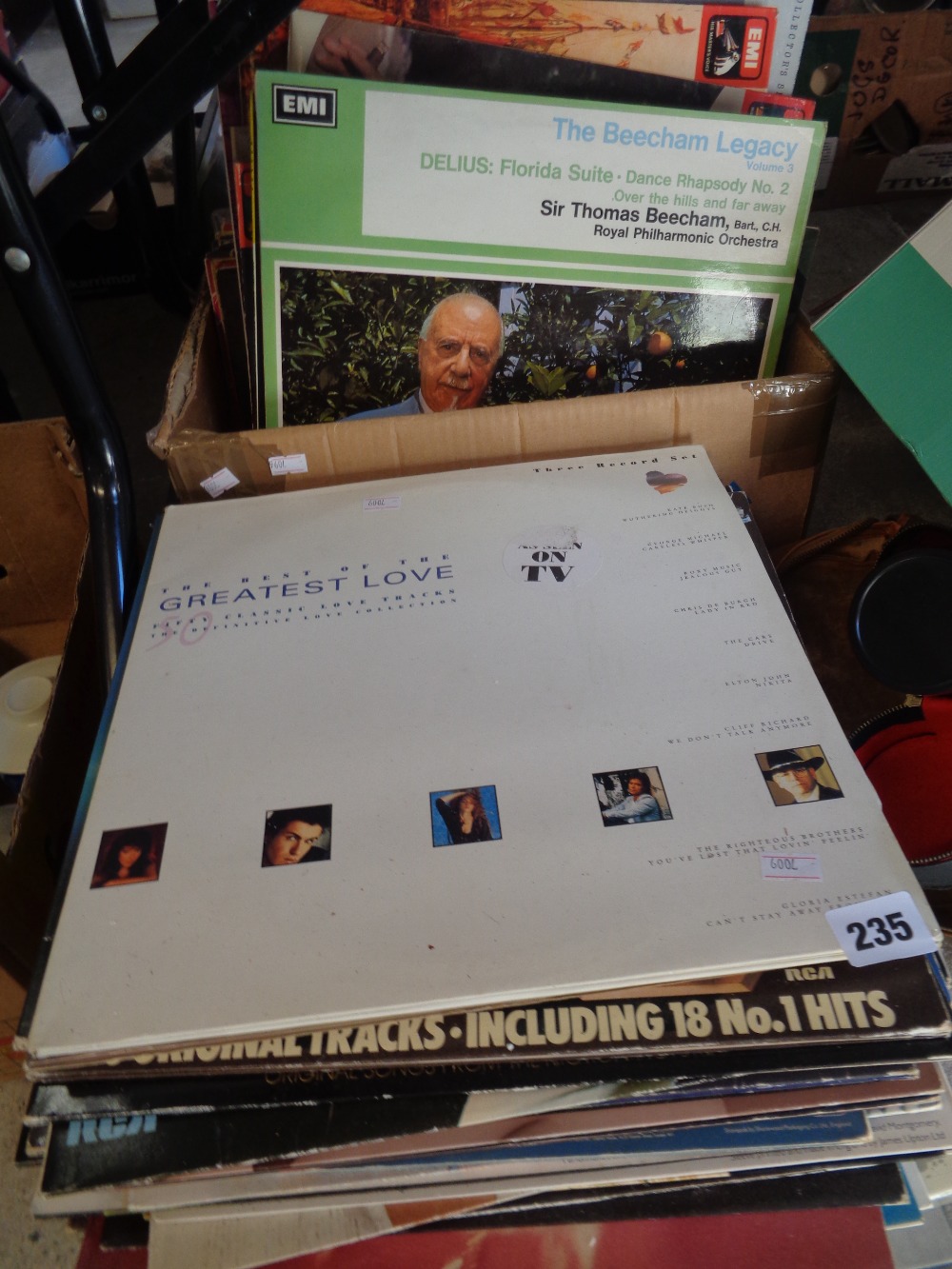 Large collection of Records inc. Frank Sinatra, Neil Diamond etc.