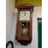 Oak cased wall clock of good quality