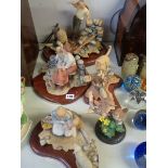 4 Sherratt and Simpson figurines and a Country Artist Wren with Yellow Pimpernels