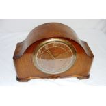 A vintage mantle clock. CONDITION REPORT: Note: we do not offer an in house postage service, we