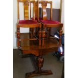 An oak table & chairs. CONDITION REPORT: Note: we do not offer an in house postage service, we
