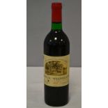 1 Blle	CH. MAGDELAINE	St Emilion 1er GCC	1976	 Et. légèrement tâchée (2 petites déchirures). N : bas