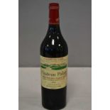 1 Blle	CH. PAVIE	St Emilion 1er GCC	2001	 Et. tâchée. N : 0,5 cm.