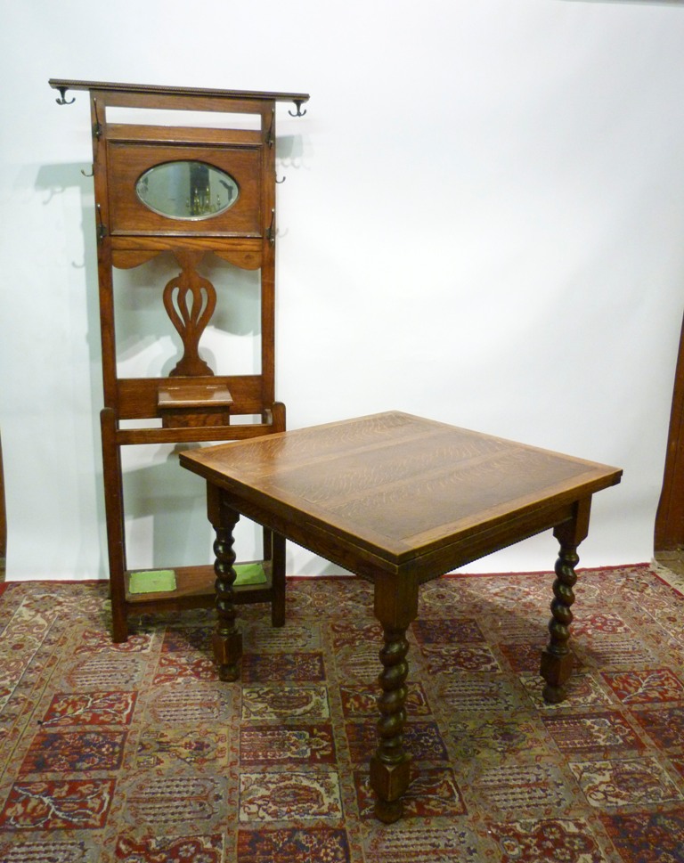 A 1930's Oak Draw-leaf Dining Table with