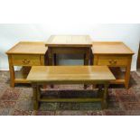 An Early 20th Century Draw Leaf Dining T