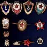 Soviet Union Militaria, Soviet badges (12) all different