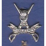 Indian 64th Armoured Regt Cap badge, (White Metal)