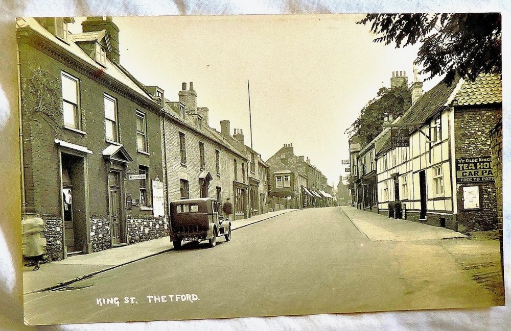 Norfolk - Thetford, King St.  Showing the Kings Arms etc., and car 1930?  R/P