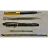 Mixed lot comprising 5 items, C.1900 white metal decorative dip pen with damaged nib holder; white