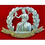 WWI The Norfolk Regiment Cap Badge, 1914 Bi Metal design in excellent condition. Scarce