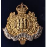 WWI The Suffolk Regiment Cap Badge, Bi Metal construction with the main body being brass with silver