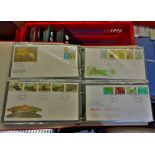 Great Britain - 1980-190's  First Day Covers collection in 5 volumes (London & Bureau (380+).