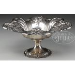 FINE STERLING SILVER PEDESTAL CENTER BOWL BY REED & BARTON, IN THE "FRANCIS I" PATTERN. The shaped