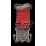 GEORGE CUSTER'S CAVALRY DIVISION BADGE ISSUED TO CAPTAIN BENJAMIN B. TUTTLE. 10.07gms - silver