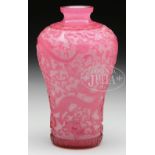 PINK OVERLAY ON A "SNOWSTORM" PEKING GLASS VASE. 18th/19th Century. Overlay is hand carved to