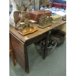 DROP LEAF TABLE, 19th Century provincial mahogany double drop leaf table