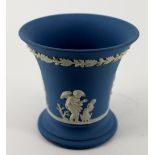 Wedgewood - Small blue and white vase