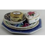 2 Wedgwood Ltd Edition plates, 2 Wedgwood tinket boxes,