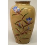 A GOOD QUALITY EARLY 20TH CENTURY JAPANESE SILVER WIRE ANDO CLOISONNE VASE, with marked silver-metal