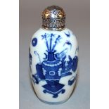 A GOOD CHINESE KANGXI PERIOD BLUE & WHITE SILVER-METAL MOUNTED MINIATURE PORCELAIN BOTTLE VASE,