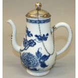 AN EARLY/MID 18TH CENTURY CHINESE SILVER-MOUNTED BLUE & WHITE PORCELAIN JUG & COVER, the silver-